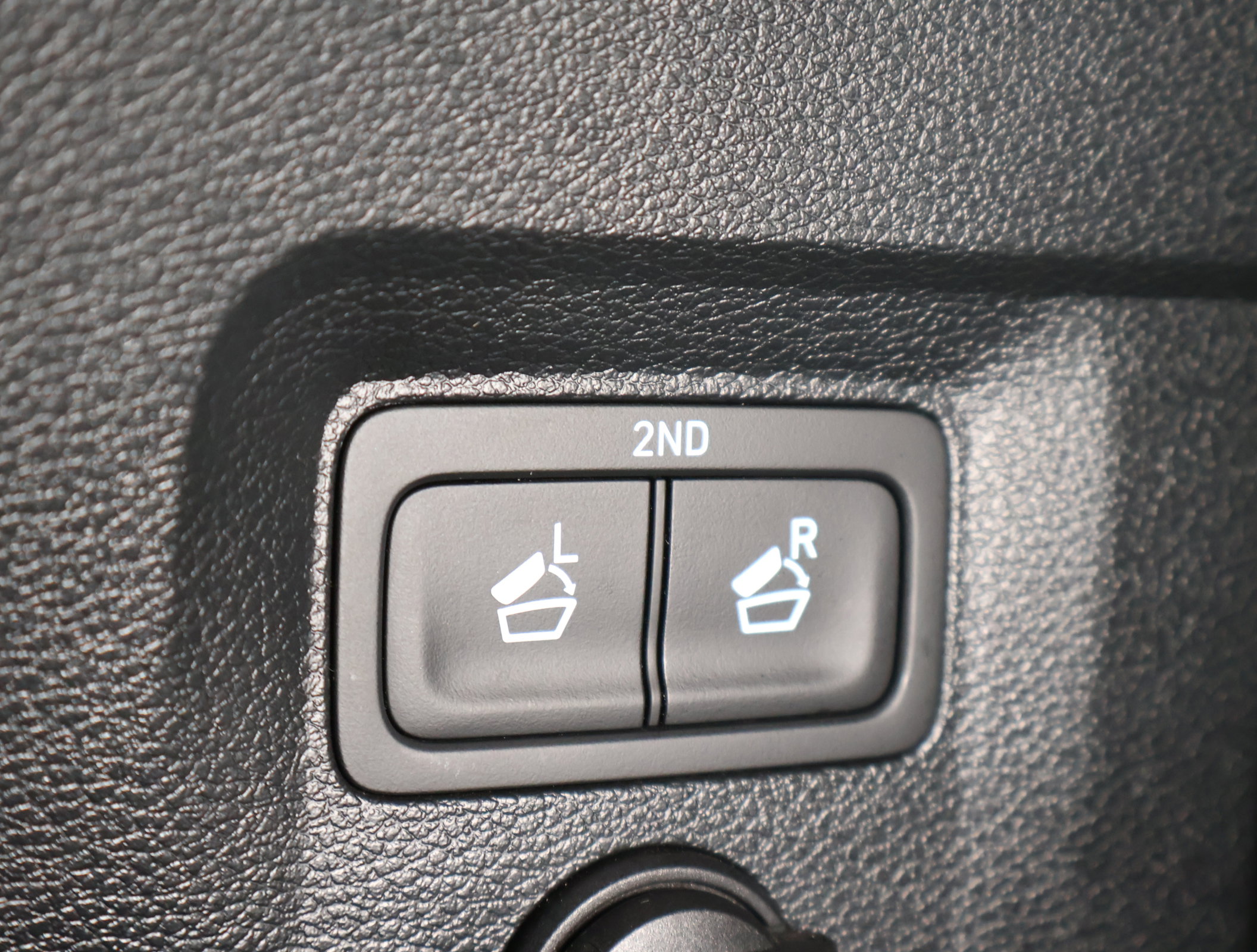 Used 2023 Kia Telluride EX X-Line image 29