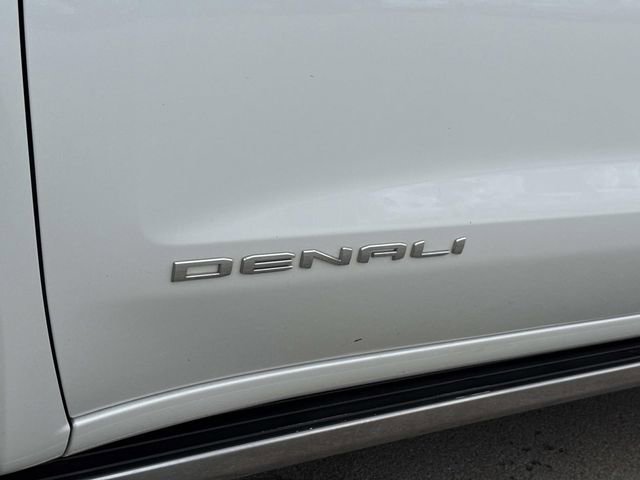 Used 2023 GMC Sierra 1500 Denali w/ Technology Package AWD/4WD image 13