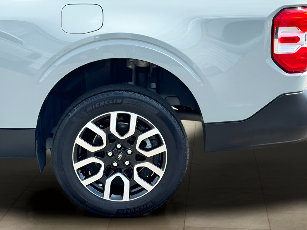 Used 2024 Ford Maverick Lariat FWD image 35