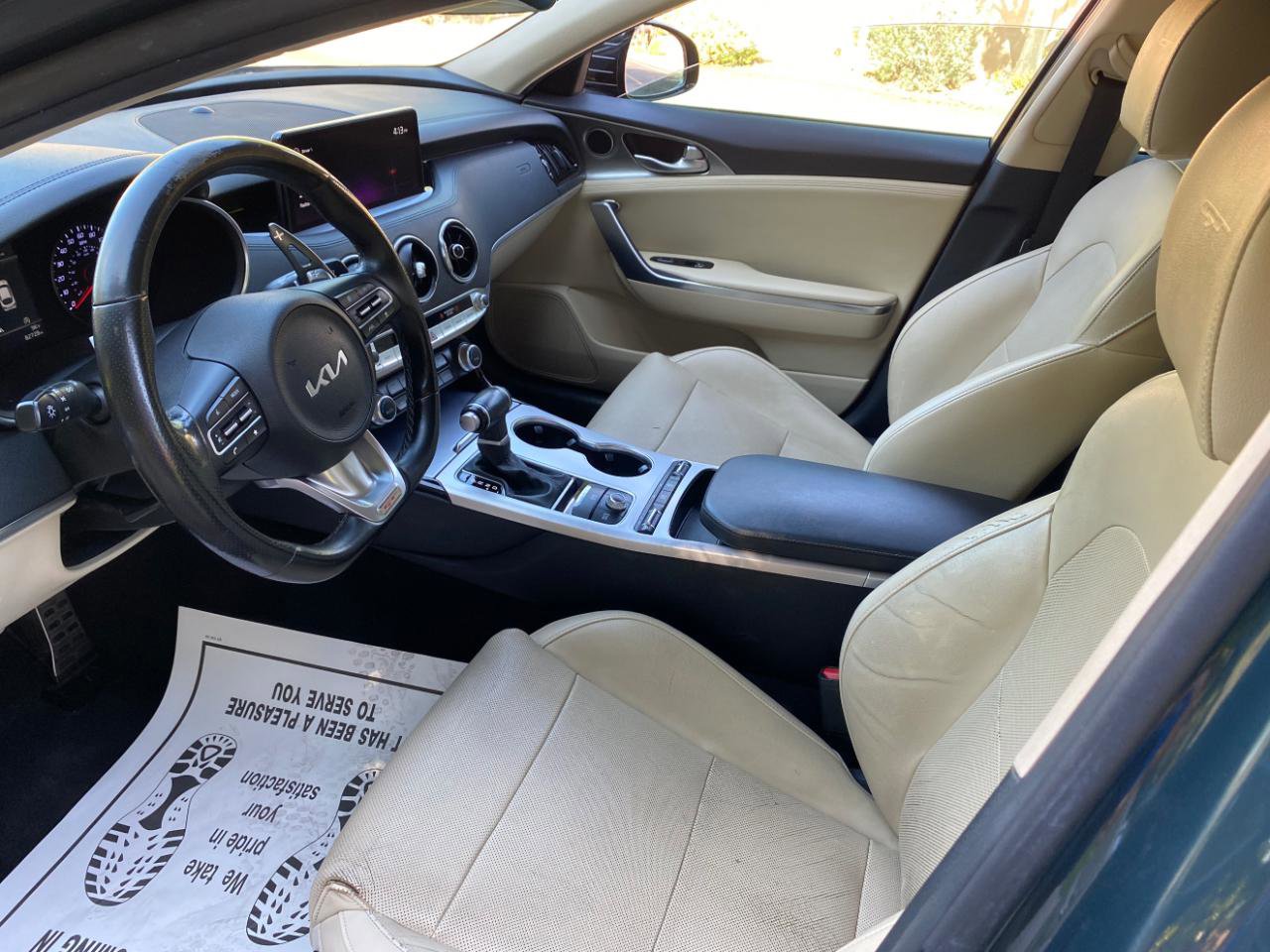 Used 2022 Kia Stinger GT1 RWD image 30