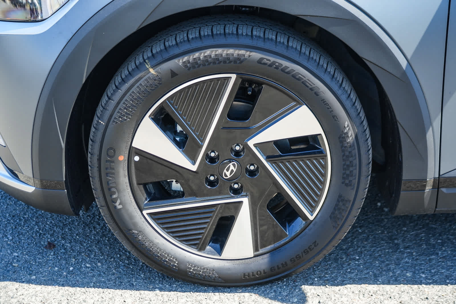 New 2026 Hyundai Ioniq 5 SEL RWD image 13
