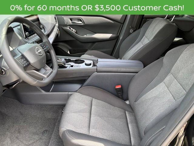 New 2026 Nissan Rogue SV w/ Cold Weather Package AWD/4WD image 4