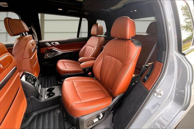 Used 2023 BMW X7 M60i w/ Executive Package AWD/4WD image 26