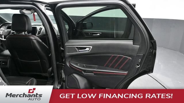 Used 2022 Ford Edge ST-Line w/ Class II Trailer Tow Package AWD/4WD image 16