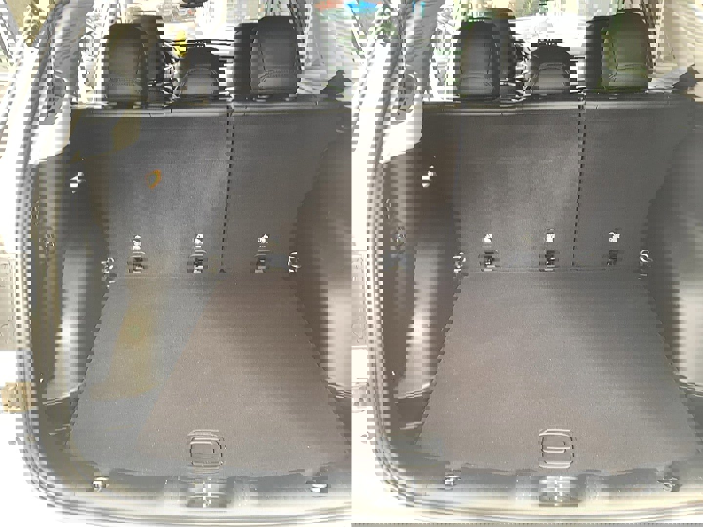 Certified 2022 Jeep Compass Latitude w/ Convenience Group image 16