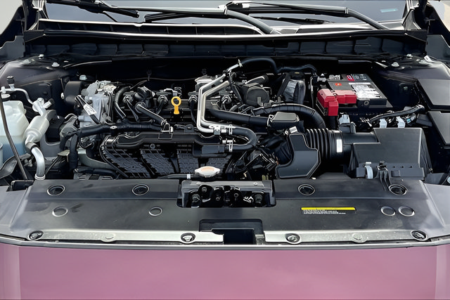 Used 2024 Nissan Altima 2.5 SV FWD image 28