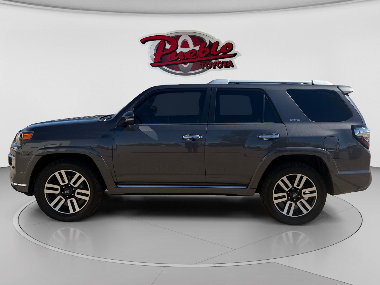 Used 2021 Toyota 4Runner Limited AWD/4WD image 2