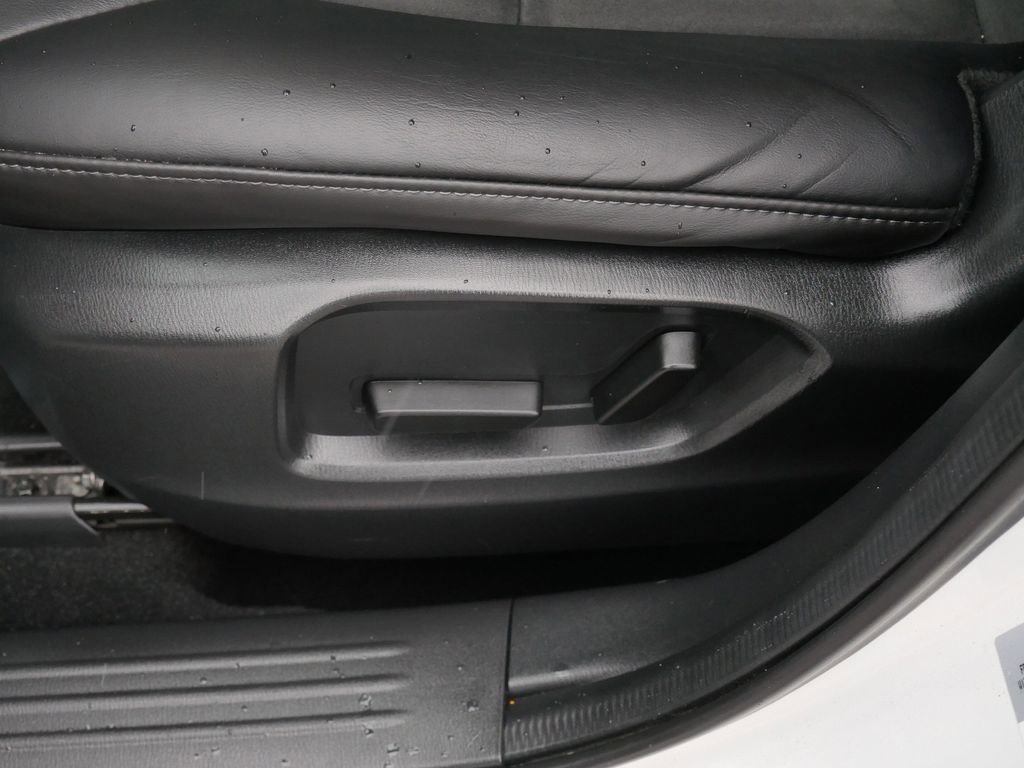 Used 2018 MAZDA CX-5 Touring image 15