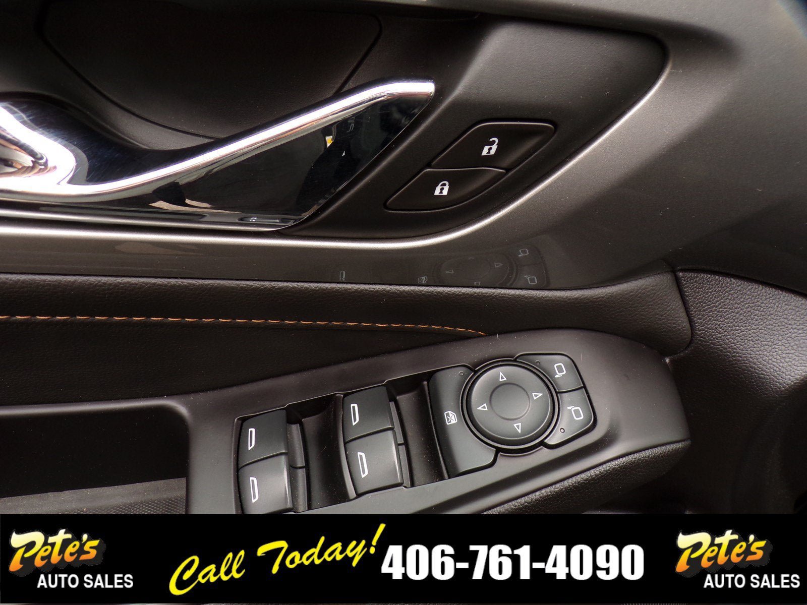 Used 2019 Chevrolet Traverse LS AWD/4WD image 22