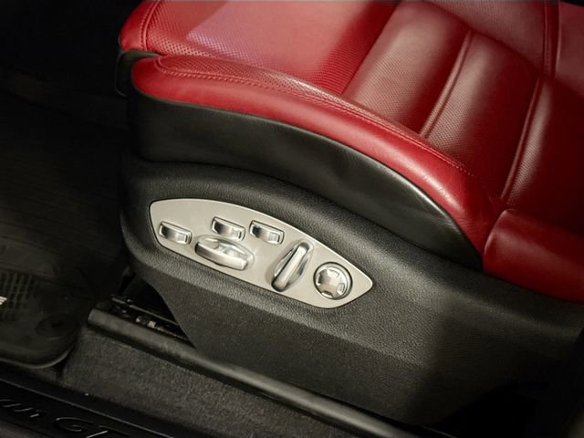 Used 2020 Porsche Macan GTS image 25