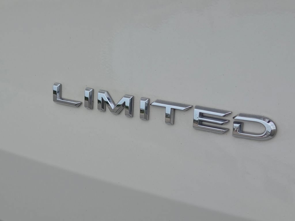 Used 2024 Toyota Grand Highlander AWD Hybrid image 30