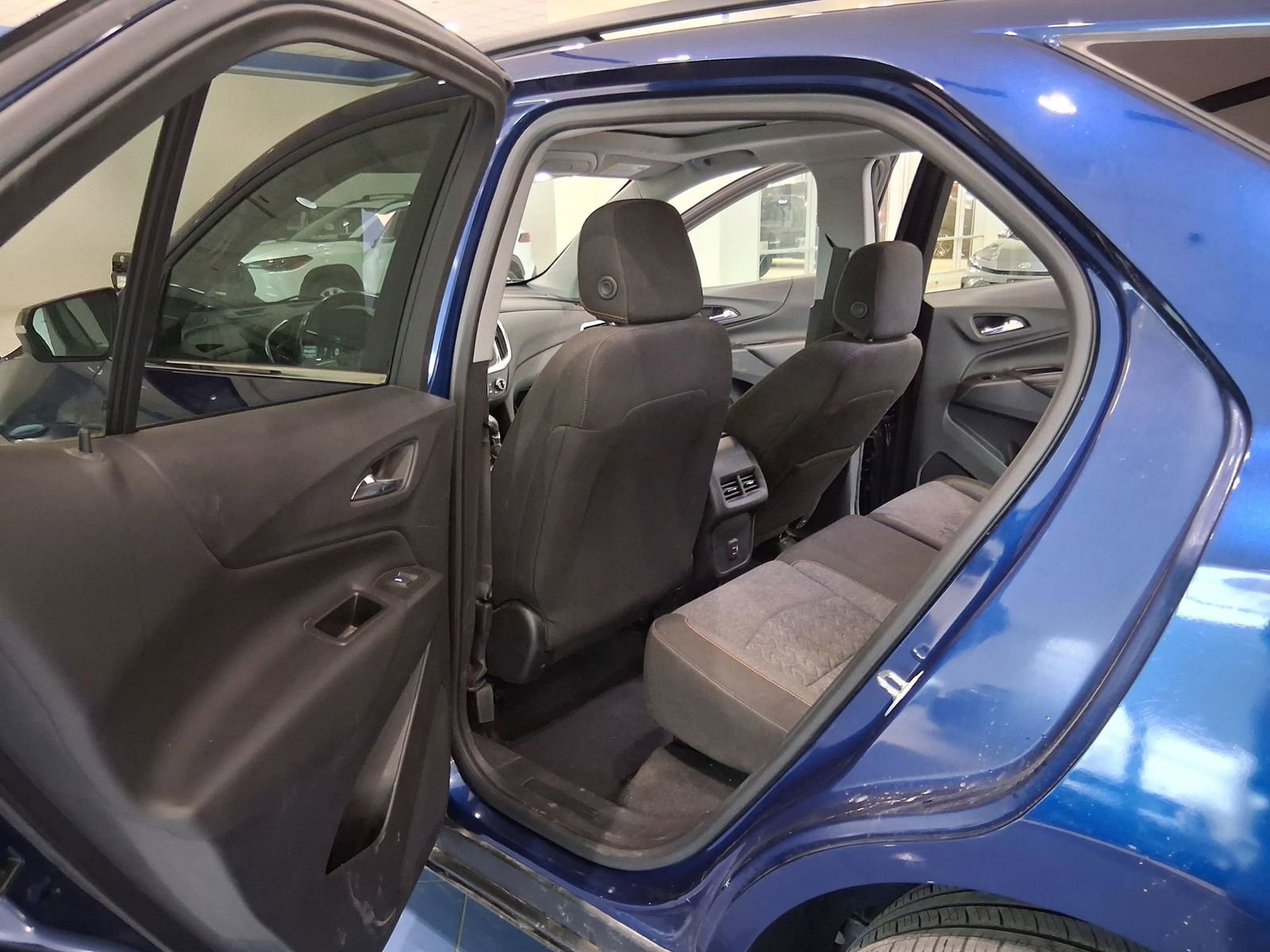 Used 2022 Chevrolet Equinox LT image 9