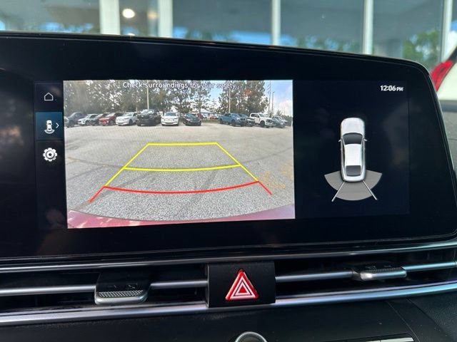 Used 2023 Hyundai Elantra Limited FWD image 19