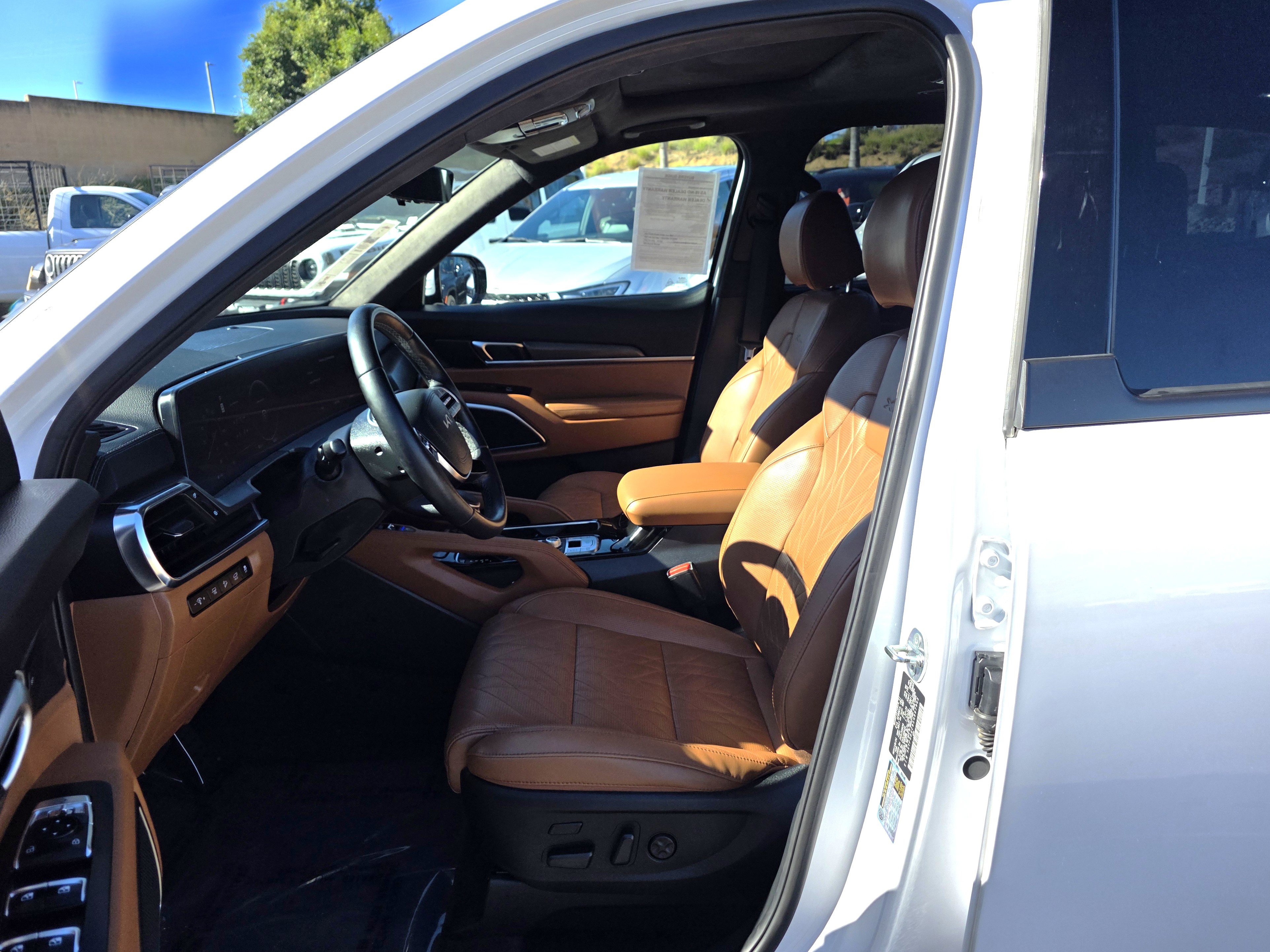 Used 2025 Kia Telluride SX Prestige X-Line image 12