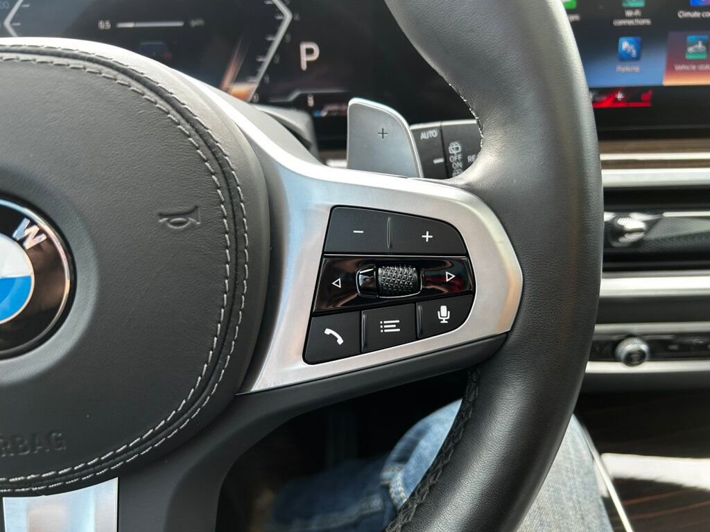 Used 2023 BMW X7 xDrive40i w/ M Sport Package image 29