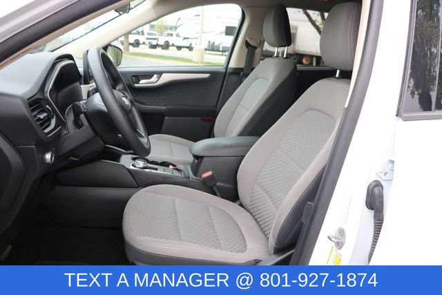 Used 2020 Ford Escape SE image 15