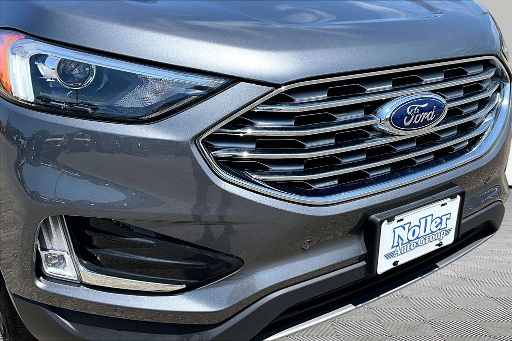 Certified 2024 Ford Edge Titanium AWD/4WD image 28