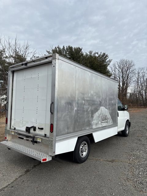 Used 2023 Chevrolet Express 3500 w/ Power Convenience Package RWD image 6