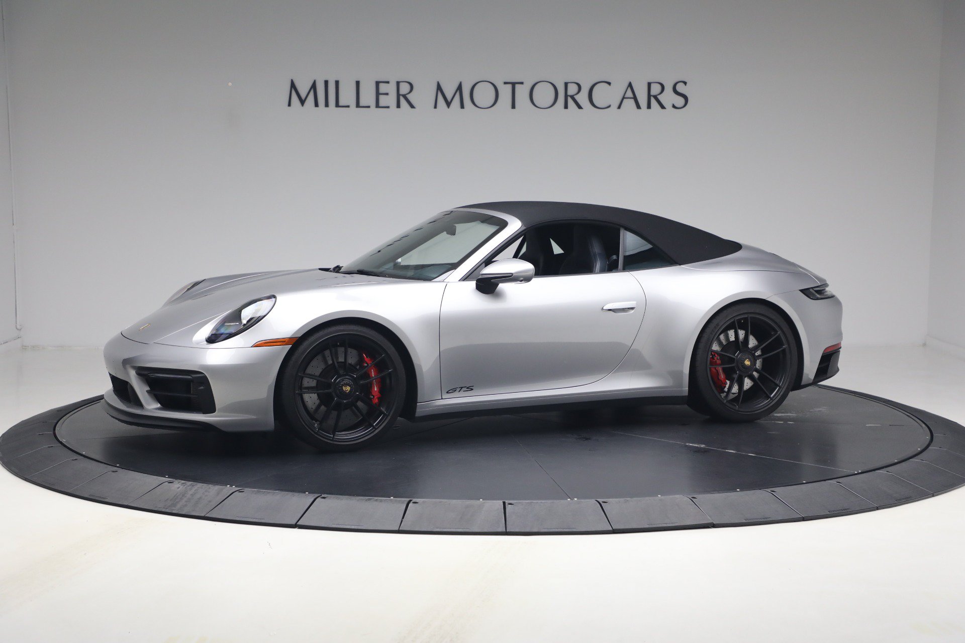Used 2024 Porsche 911 Carrera GTS RWD image 24