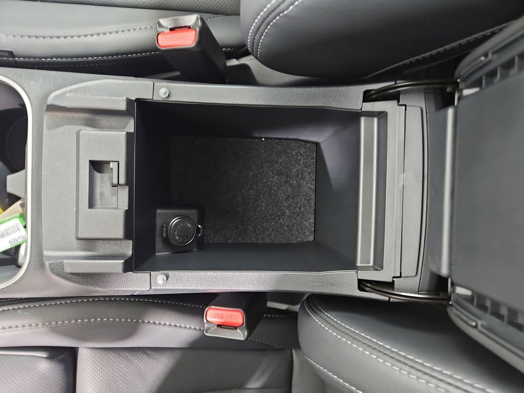 Certified 2025 Subaru Outback Limited image 28