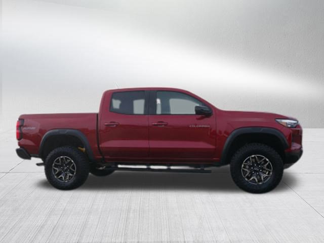 Used 2024 Chevrolet Colorado ZR2 w/ Technology Package image 2