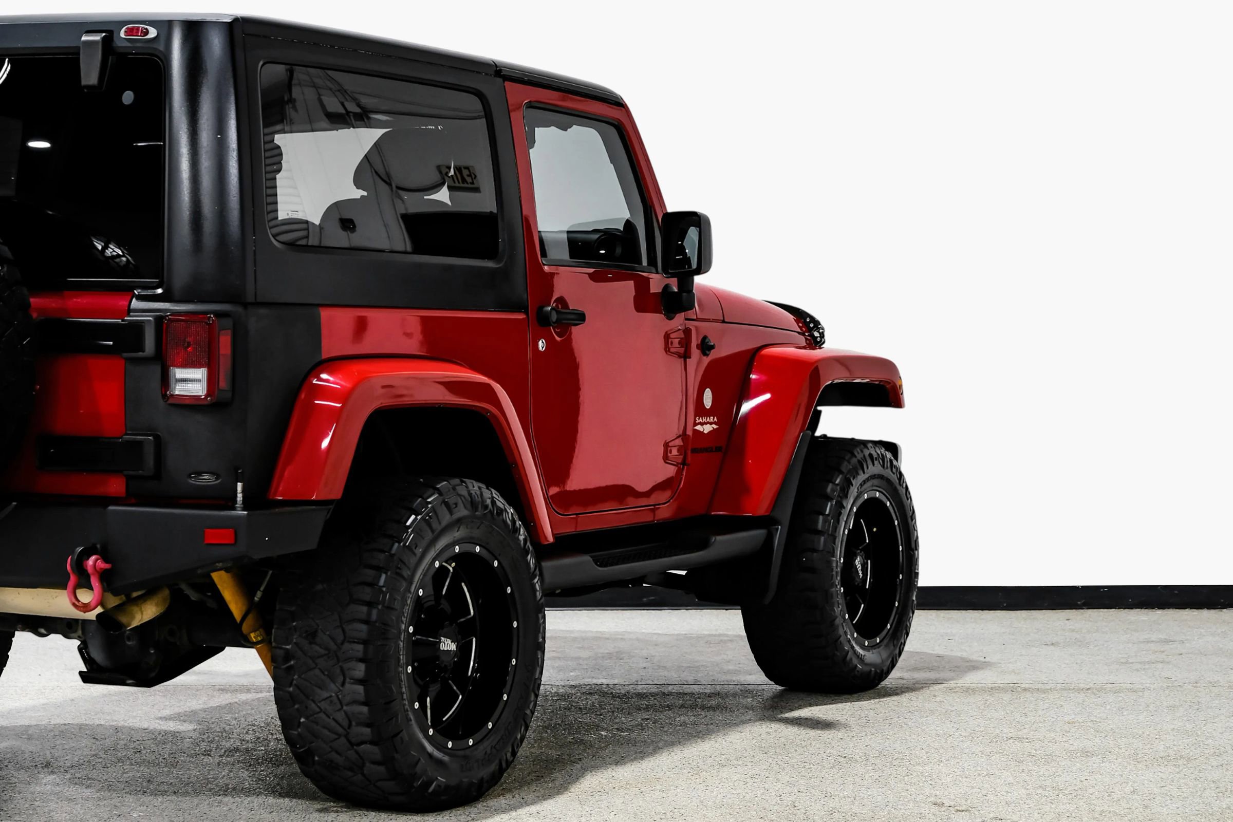 Used 2014 Jeep Wrangler Sahara w/ Connectivity Group image 13