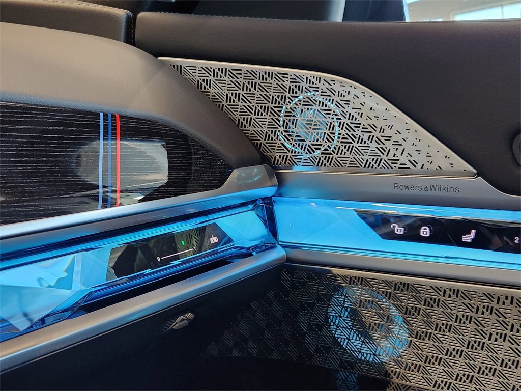 New 2026 BMW i7 xDrive60 w/ Executive Package image 20