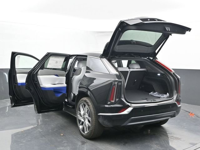 New 2025 Cadillac Optiq Luxury 1 w/ LPO, Floor Liner Package image 51