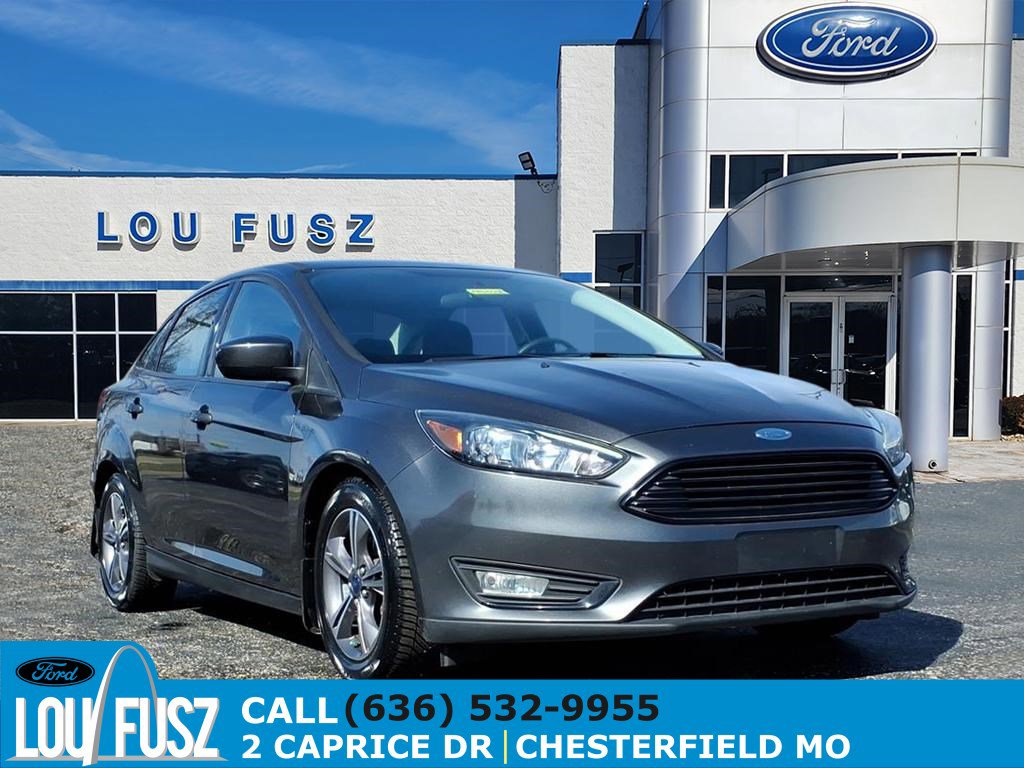 Used 2018 Ford Focus SE w/ SE Appearance Package image 1