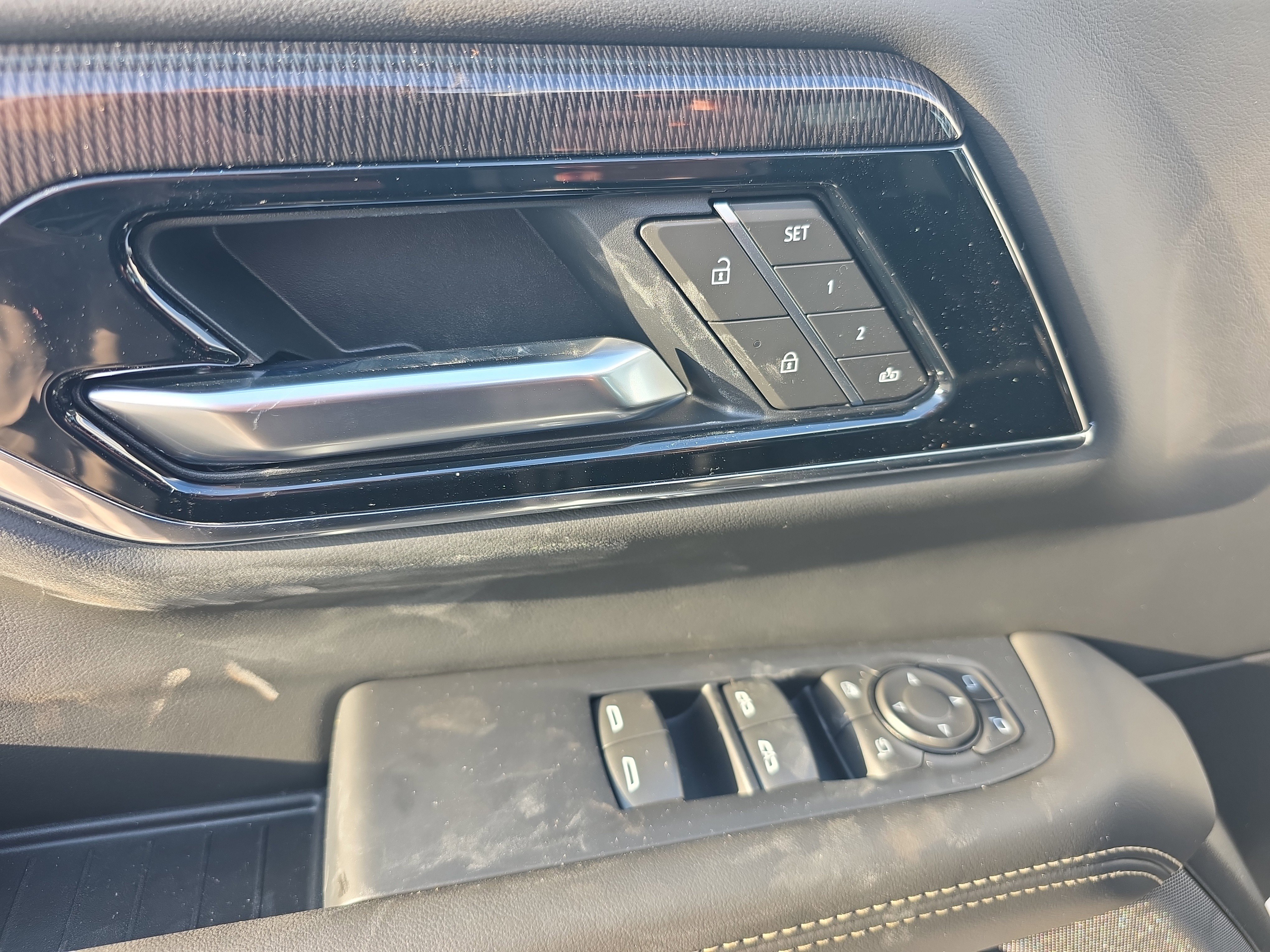 New 2026 GMC Yukon XL Elevation w/ LPO, Floor Liner Package image 23