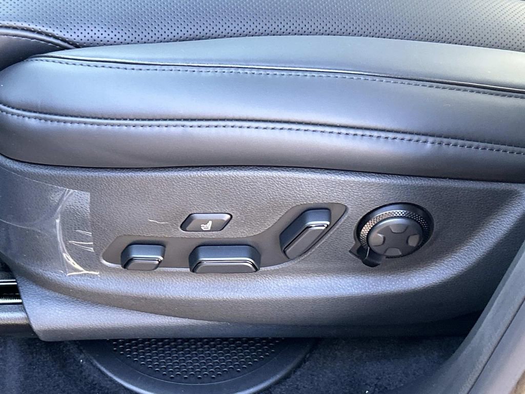 New 2026 Genesis GV80 3.5T Prestige AWD/4WD image 16