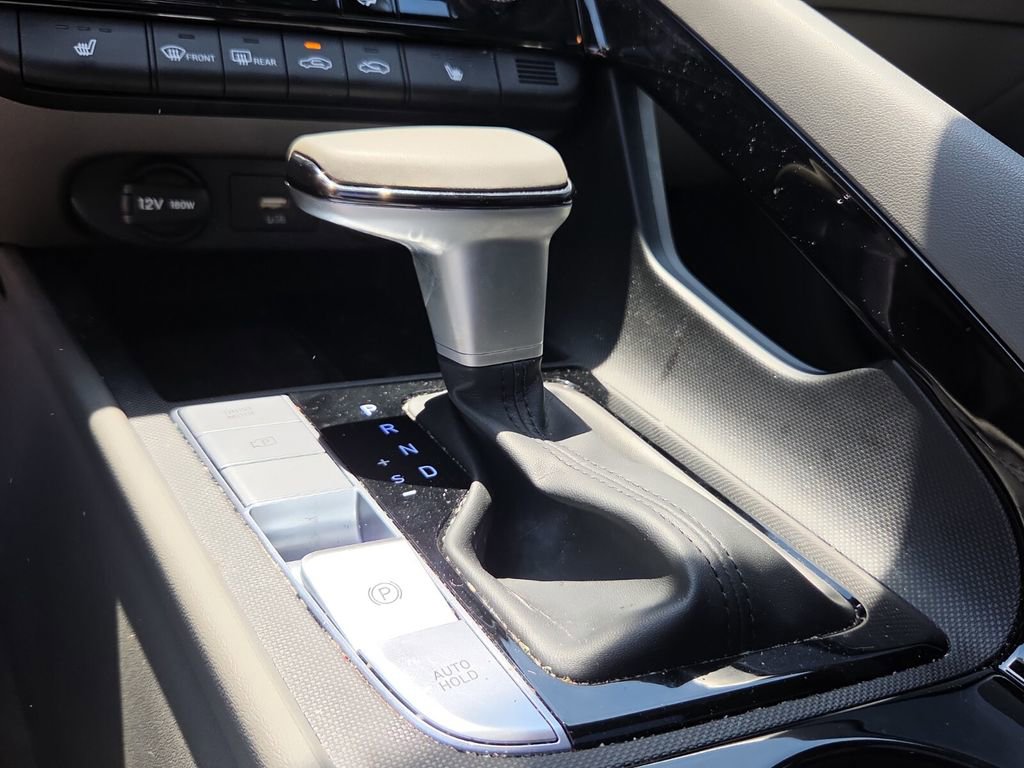 Used 2024 Hyundai Elantra SEL w/ Convenience Package FWD image 19