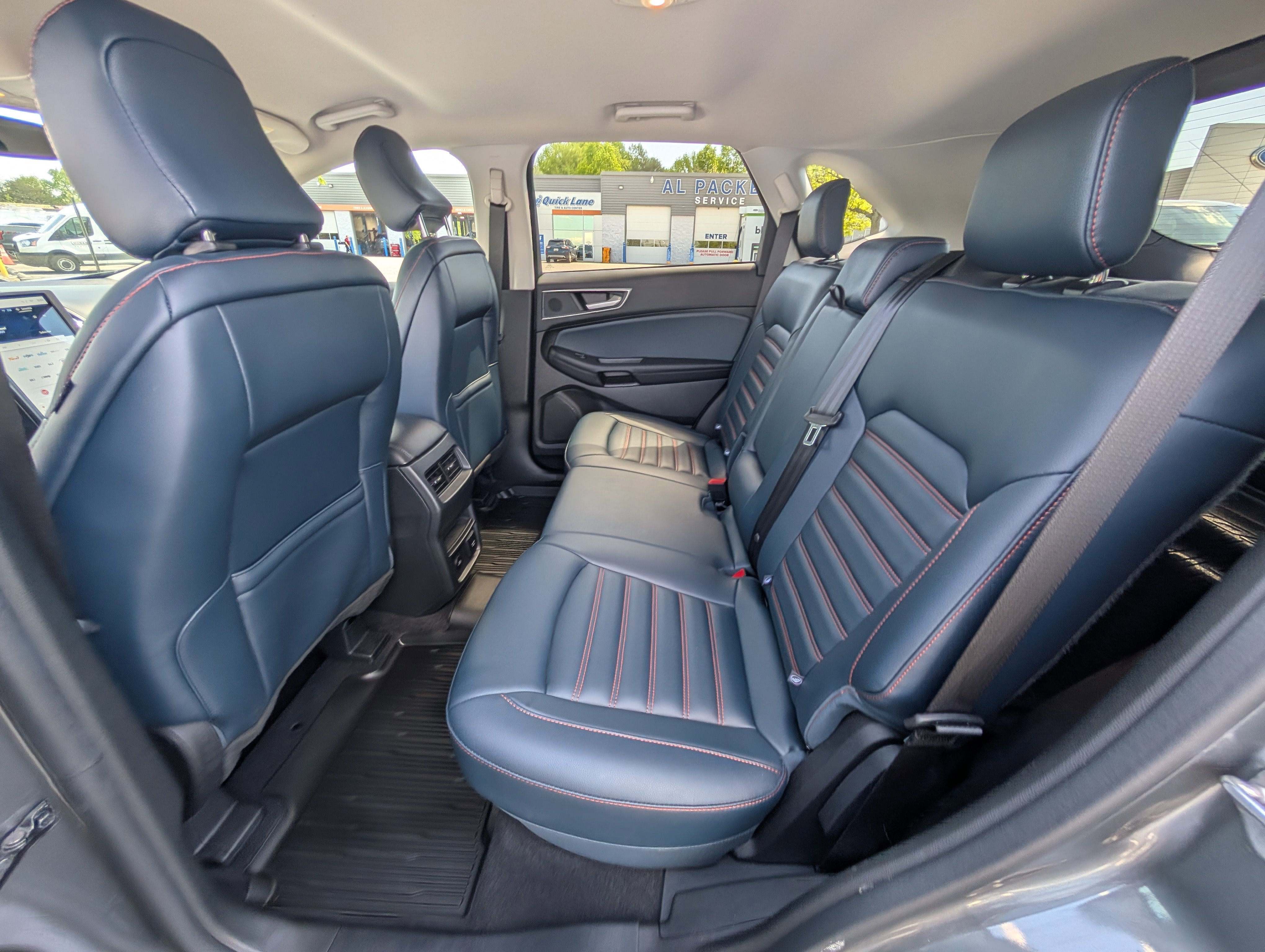 Used 2024 Ford Edge SEL w/ Sport Appearance Package AWD/4WD image 12