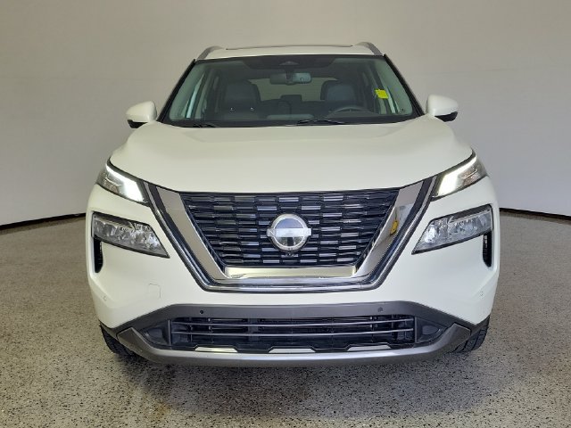 Used 2023 Nissan Rogue SL w/ SL Premium Package FWD image 3