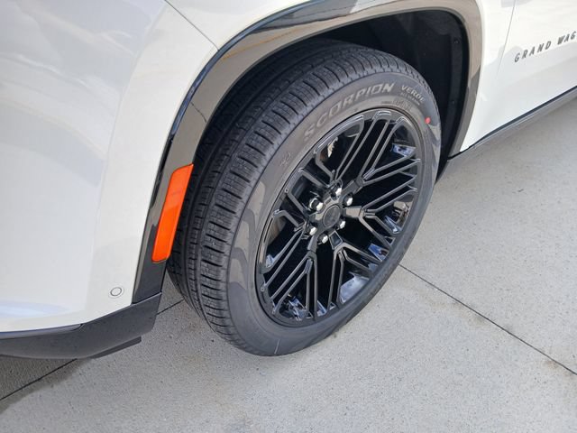 New 2026 Jeep Grand Wagoneer Limited AWD/4WD image 9