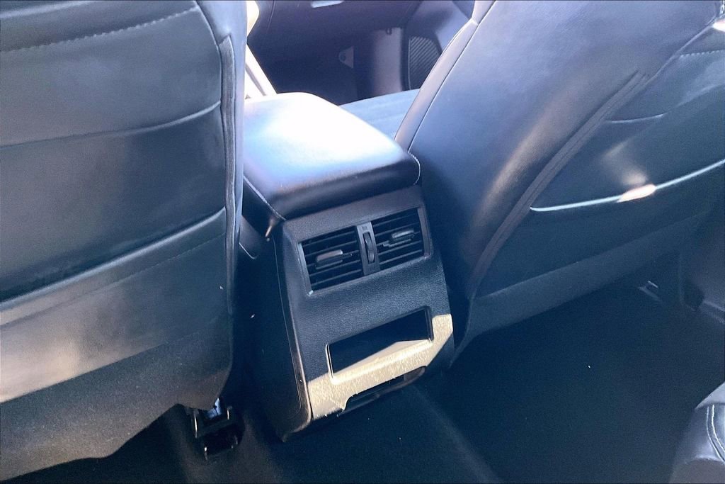 Used 2022 Mitsubishi Outlander SE image 35