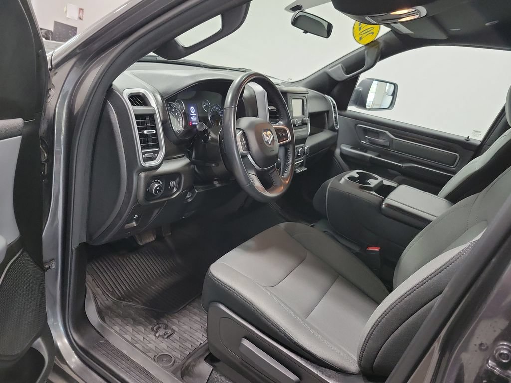 Used 2022 RAM 1500 Big Horn AWD/4WD image 32