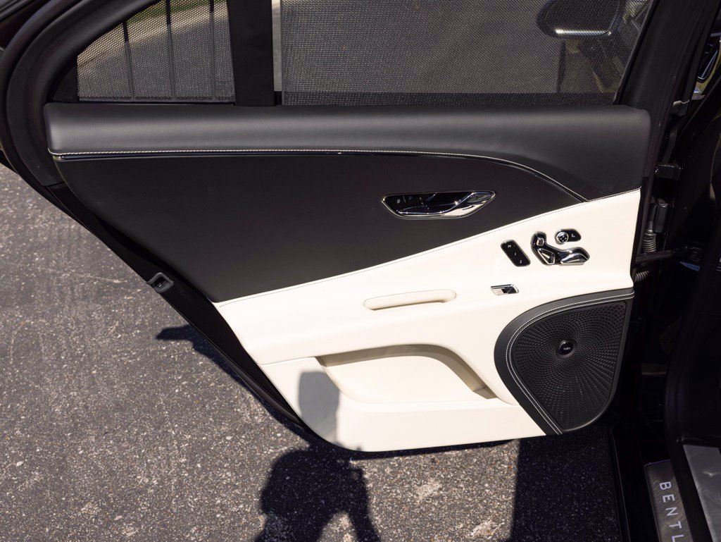 New 2027 Bentley Flying Spur AWD/4WD image 54
