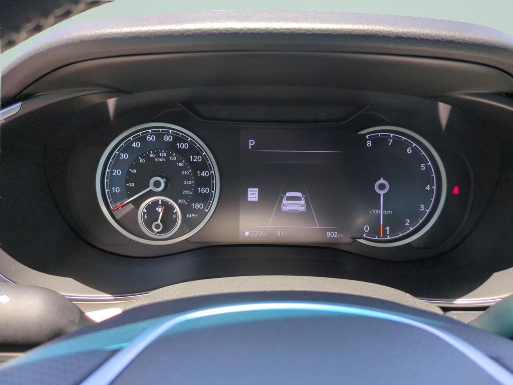 Used 2026 Genesis G70 2.5T RWD image 21