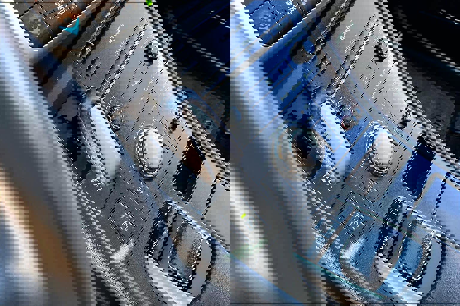 Used 2014 Lexus CT 200h FWD image 16