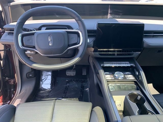 New 2025 Lincoln Nautilus Reserve image 21