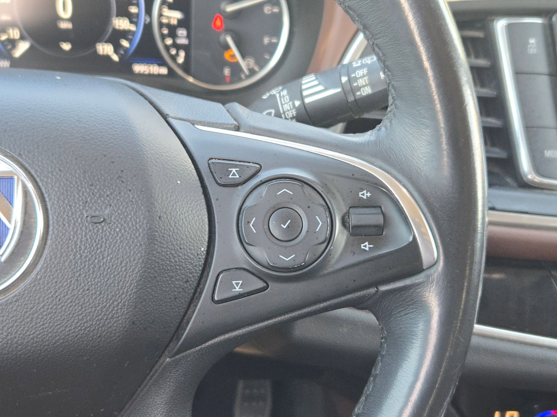 Used 2020 Buick Enclave Avenir w/ Avenir Technology Package image 21