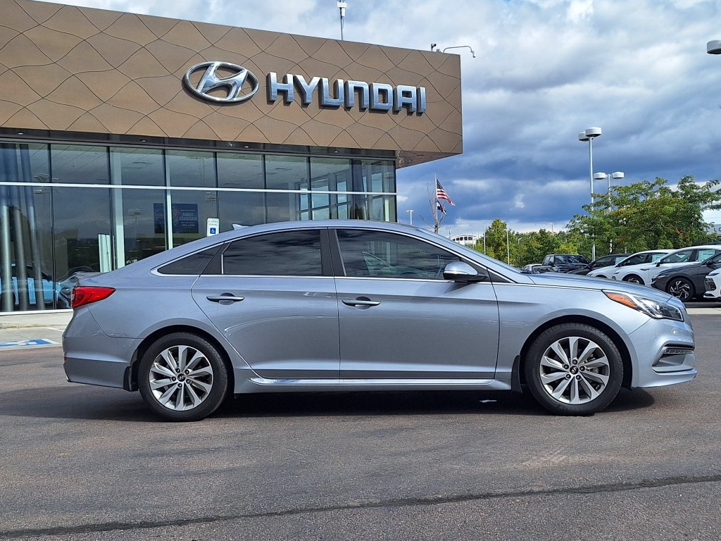 Used 2017 Hyundai Sonata Sport w/ Cargo Package FWD image 2