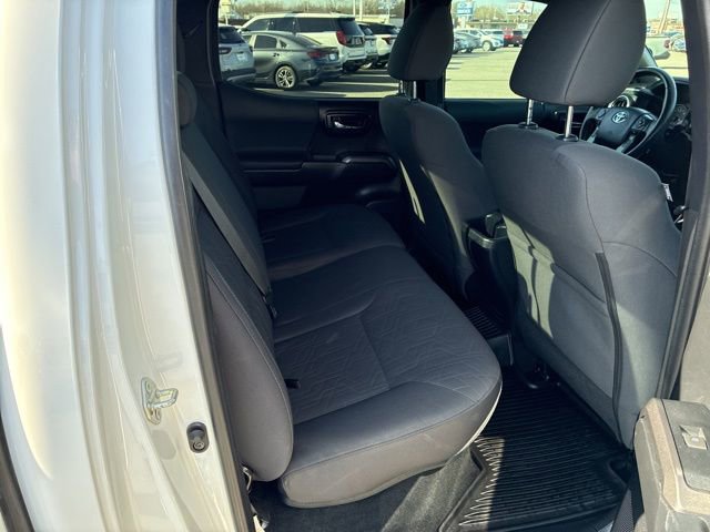 Used 2019 Toyota Tacoma TRD Off-Road image 24