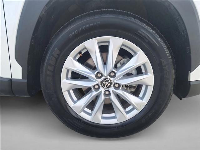 Used 2024 Toyota Corolla Cross LE AWD/4WD image 21