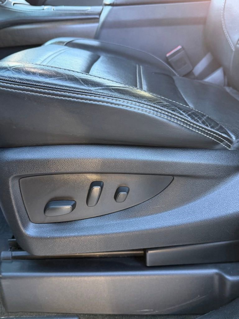 Used 2018 GMC Yukon XL Denali w/ Denali Ultimate Package image 16