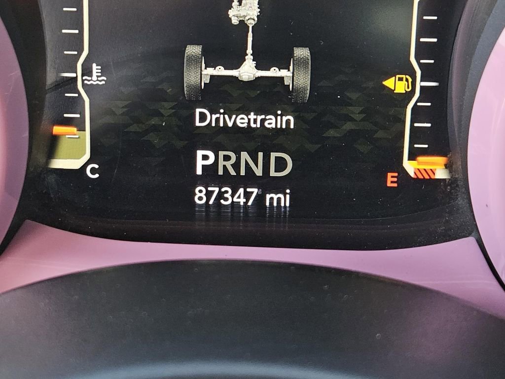 Used 2020 Jeep Wrangler Unlimited Sahara image 23