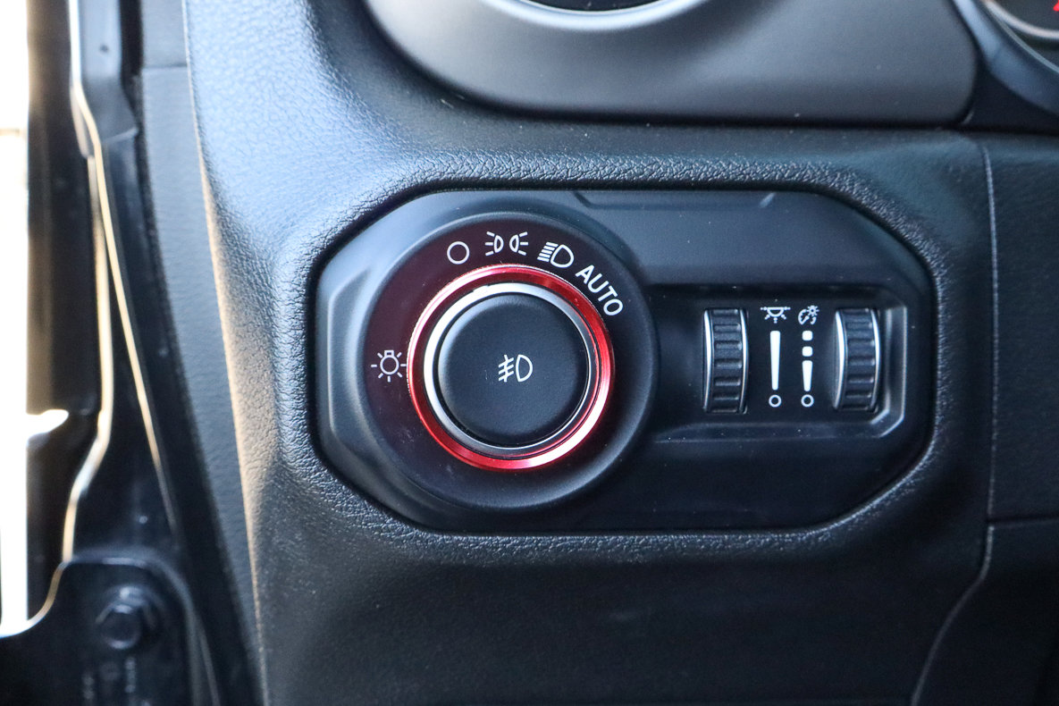 Used 2020 Jeep Wrangler Unlimited Sport image 18