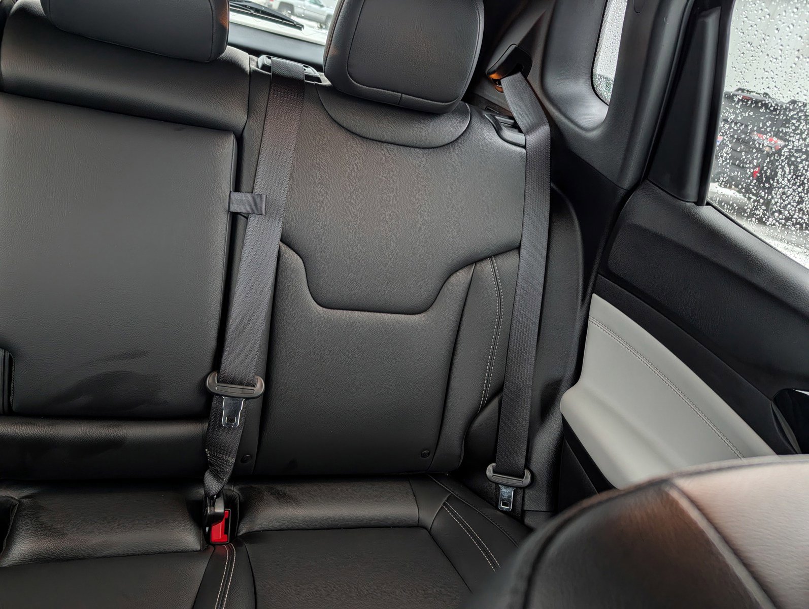 Used 2025 Jeep Compass Limited image 14