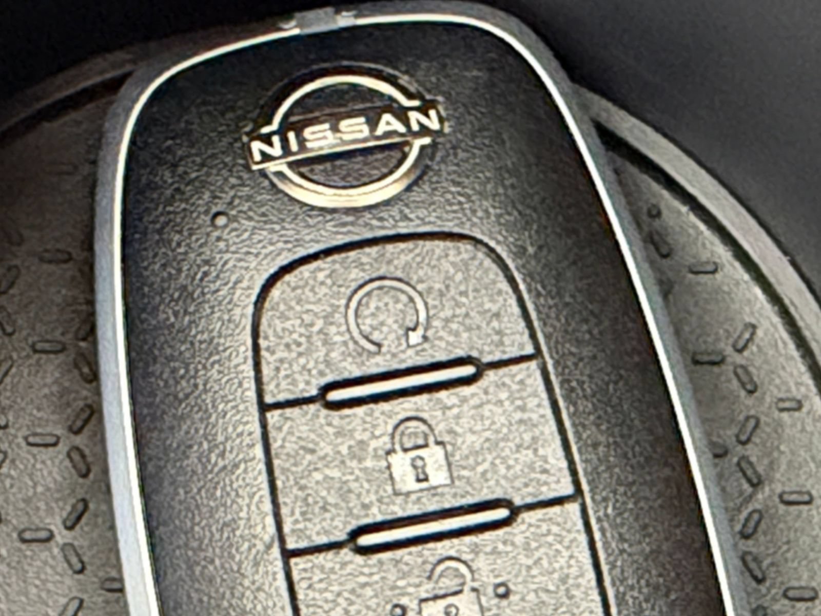 Used 2026 Nissan Rogue SL FWD image 27